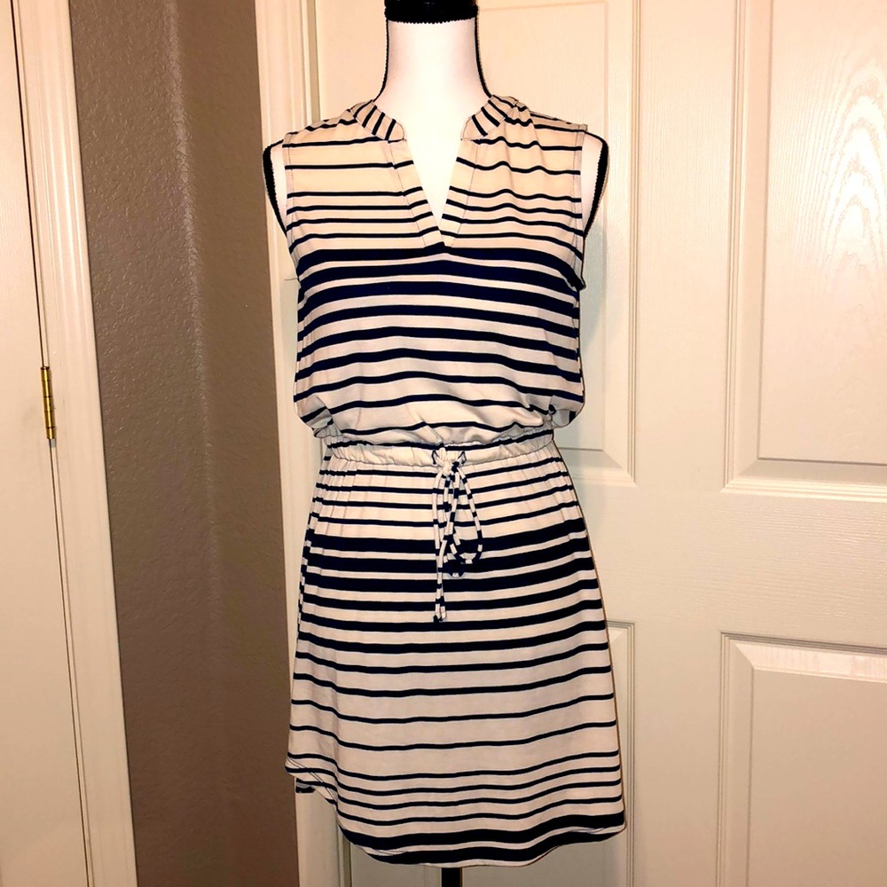 NWT Lily Rose Sleeveless Dress